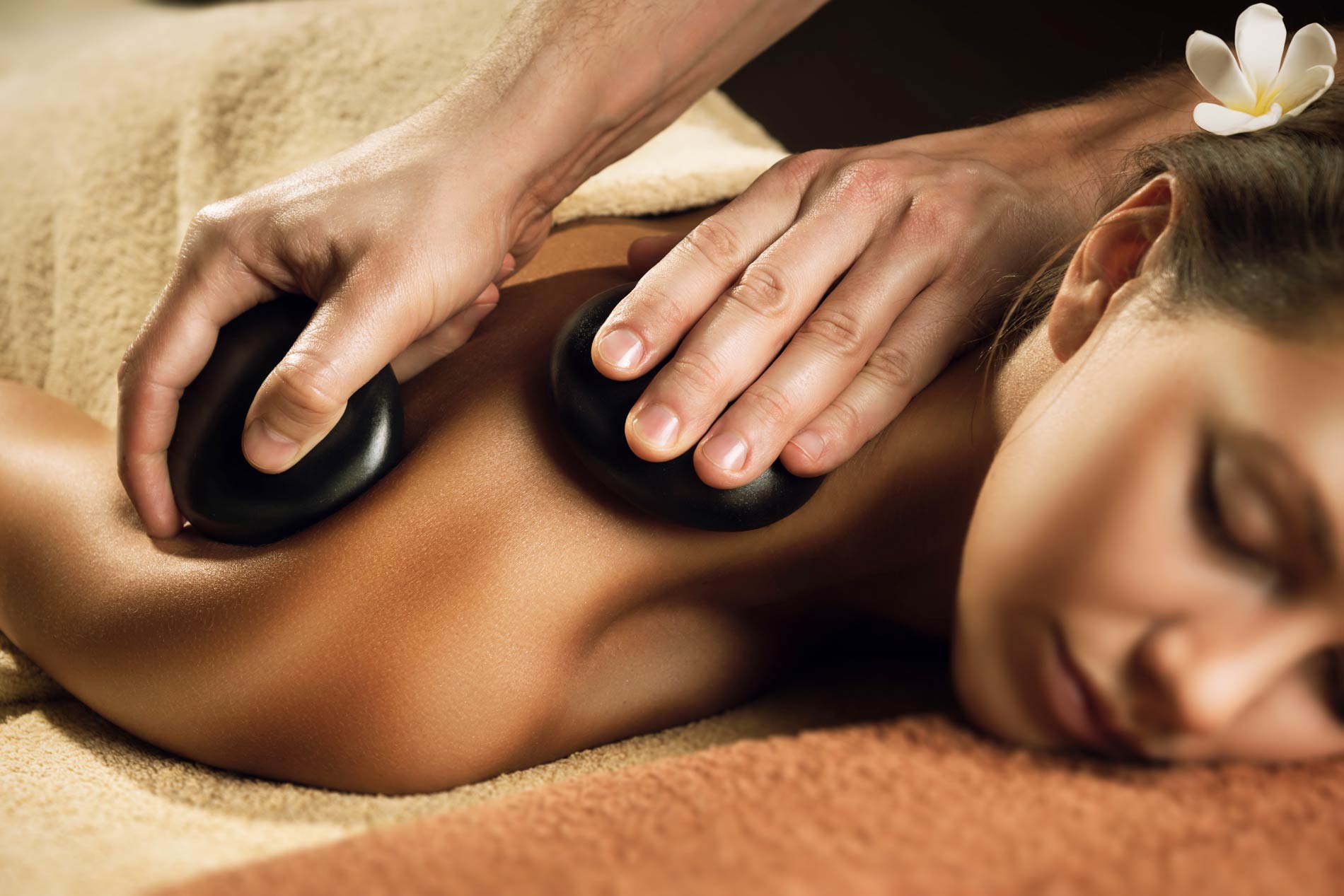 Special Massage Vietnam + Thai + Hot Stone