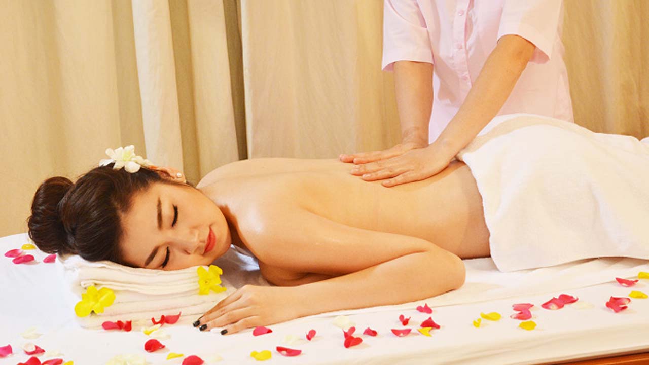 Body Scrub + Full Body Massage + Face Massage