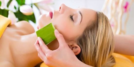 Aloe Vera Massage
